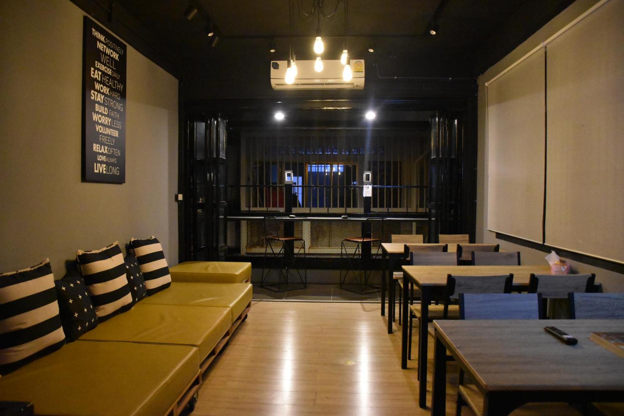Stay At Pan Hostel Bangkok Zewnętrze zdjęcie